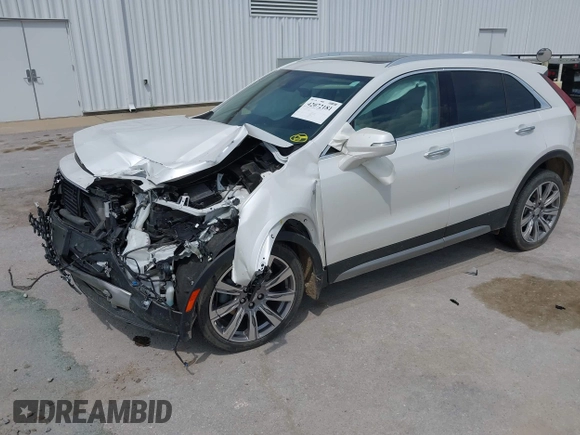 2022 Cadillac XT4 FWD Premium Luxury with VIN 1GYFZCR44NF144494, listed as a IAAI auction lot 42072181 with 41,891 mi miles and . Bid and sale history available at DreamBid. Image 2.