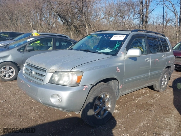 2006 Toyota Highlander w/3rd Row with VIN JTEEP21A660152471, listed as a IAAI auction lot 41813846 with 336,713 mi miles. Bid and sale history available at carsss.com. Image 6.