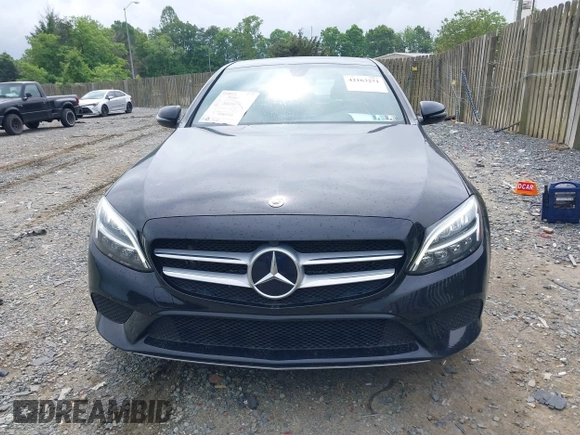 2019 Mercedes-Benz C 300 z VIN WDDWF8EB4KR512866, wystawiony jako IAAI lot #42163271 z przebiegiem 45 025 mil mil oraz . Historia ofert i sprzedaży dostępna na DreamBid. Obrazek 6.