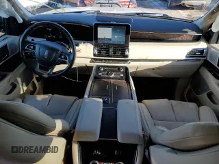 2020 Lincoln Navigator Reserve z VIN 5LMJJ3LT2LEL10059, wystawiony jako Copart lot #46215085 z przebiegiem 78 240 mil mil oraz Szkoda całkowita • Salvage title. Historia ofert i sprzedaży dostępna na DreamBid. Obrazek 8.