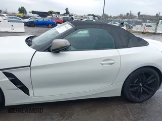 2020 BMW Z4 sDriveM40i with VIN WBAHF9C05LWW41161, listed as a IAAI auction lot 41505170 with 36,133 mi miles. Bid and sale history available at carsss.com. Image 15.