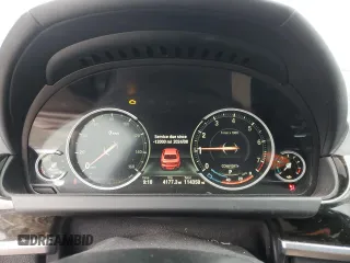 2015 BMW 6 Series 640i xDrive z VIN WBA6B8C55FD452972, wystawiony jako Copart lot #44559495 z przebiegiem 114 358 mil mil oraz Szkoda całkowita • Salvage title. Historia ofert i sprzedaży dostępna na DreamBid. Obrazek 9.