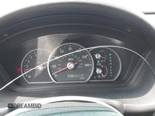 2005 Mitsubishi Endeavor LS z VIN 4A4MM21S85E062170, wystawiony jako IAAI lot #42461545 z przebiegiem 183 085 mil mil oraz . Historia ofert i sprzedaży dostępna na DreamBid. Obrazek 7.