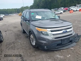 2011 Ford Explorer XLT with VIN 1FMHK8D84BGA33651, listed as a IAAI auction lot 40504832 with 174,066 mi miles and . Bid and sale history available at carsss.com. Image 1.