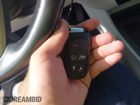 2020 Jeep Cherokee Limited с VIN 1C4PJLDB4LD638144, выставлен на аукционе IAAI как лот 42650099 с пробегом 98 678 миль миль и . История ставок и продаж доступна на DreamBid. Изображение 11.