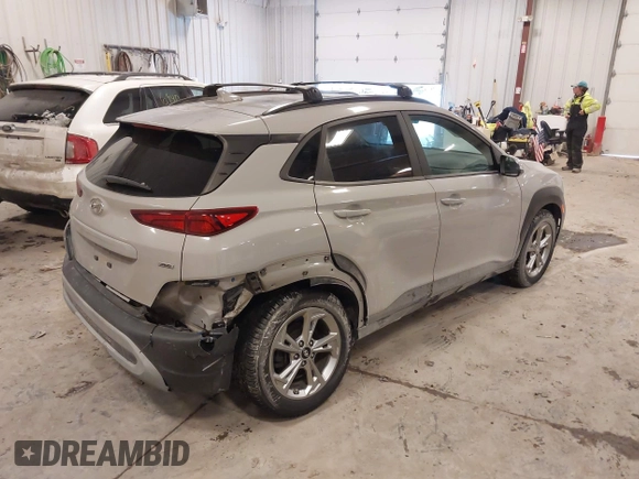 2022 Hyundai Kona SEL with VIN KM8K3CAB4NU911476, listed as a IAAI auction lot 41497070 with 49,500 mi miles. Bid and sale history available at carsss.com. Image 4.