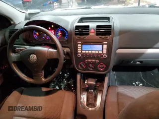 2009 Volkswagen Rabbit S with VIN WVWBA71K29W029301, listed as a Copart auction lot 44445665 with 138,083 mi miles and Salvage Title. Bid and sale history available at carsss.com. Image 8.