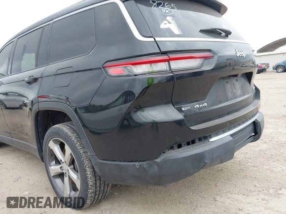 2021 Jeep Grand Cherokee Limited with VIN 1C4RJKBG2M8108265, listed as a IAAI auction lot 42099084 with 41,587 mi miles and . Bid and sale history available at DreamBid. Image 17.