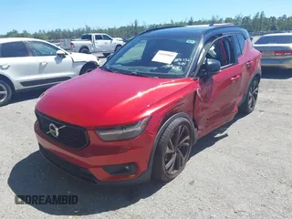 2019 Volvo XC40 Momentum with VIN YV4162XZ9K2019184, listed as a IAAI auction lot 41839804 with 56,675 mi miles. Bid and sale history available at carsss.com. Image 6.