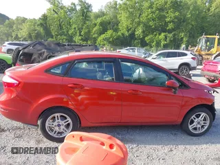 2019 Ford Fiesta SE z VIN 3FADP4BJXKM122235, wystawiony jako IAAI lot #42457164 z przebiegiem 103 265 mil mil oraz . Historia ofert i sprzedaży dostępna na DreamBid. Obrazek 13.