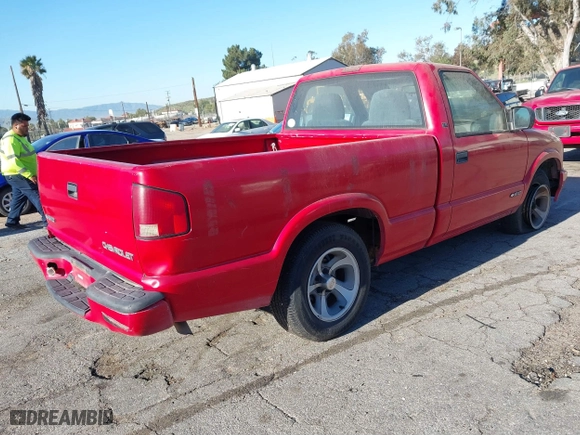 2000 Chevrolet S-10 LS with VIN 1GCCS1446Y8107335, listed as a IAAI auction lot 41754512 with 222,765 mi miles. Bid and sale history available at carsss.com. Image 4.