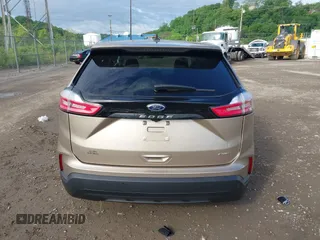 2021 Ford Edge SE with VIN 2FMPK4G90MBA19667, listed as a IAAI auction lot 42215758 with 27,496 mi miles and . Bid and sale history available at DreamBid. Image 16.