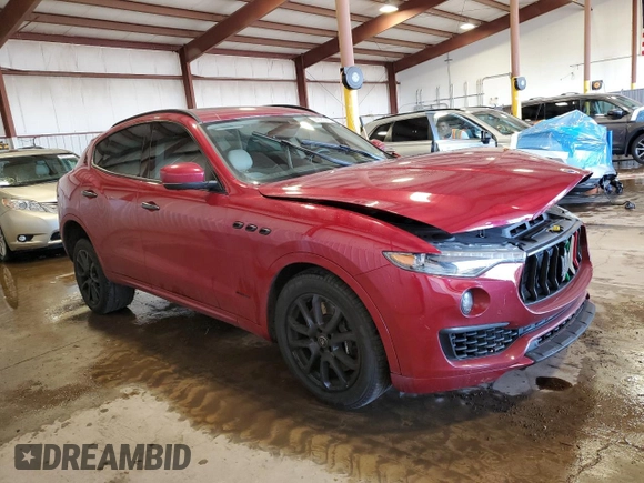 2020 Maserati Levante S with VIN ZN661YUL8LX343823, listed as a Copart auction lot 44697995 with 35,204 mi miles and Salvage title. Bid and sale history available at DreamBid. Image 4.