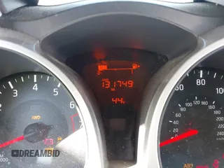 2016 Nissan Juke SV z VIN JN8AF5MV3GT657281, wystawiony jako IAAI lot #41587183 z przebiegiem 131 749 mil mil oraz . Historia ofert i sprzedaży dostępna na DreamBid. Obrazek 14.