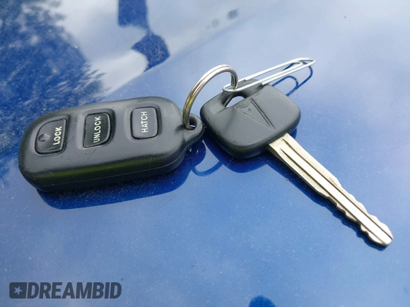 2005 Pontiac Vibe z VIN 5Y2SL63815Z404920, wystawiony jako IAAI lot #42355973 z przebiegiem 156 126 mil mil oraz . Historia ofert i sprzedaży dostępna na DreamBid. Obrazek 11.