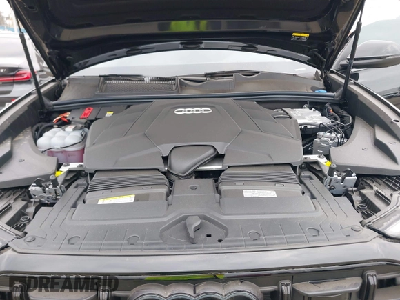 2024 Audi Q8 Premium with VIN WA1AVBF13RD001693, listed as a IAAI auction lot 41461914 with 1,751 mi miles and . Bid and sale history available at DreamBid. Image 10.