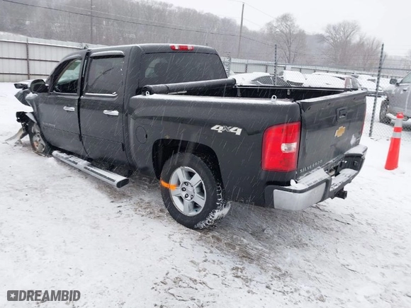 2012 Chevrolet Silverado 1500 LT with VIN 3GCPKSE77CG273494, listed as a IAAI auction lot 41572875 with 1 mi miles. Bid and sale history available at carsss.com. Image 3.