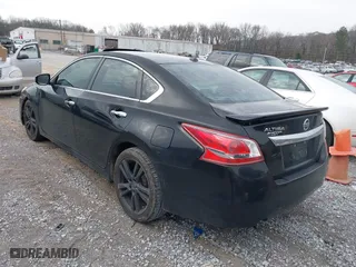 2013 Nissan Altima 3.5 SL with VIN 1N4BL3AP6DN437450, listed as a IAAI auction lot 41756480 with 251,502 mi miles. Bid and sale history available at carsss.com. Image 3.
