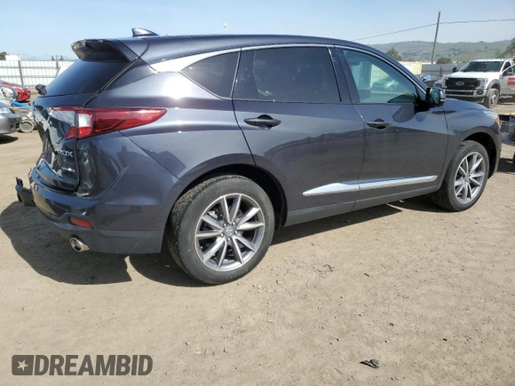 2021 Acura RDX w/Technology Package with VIN 5J8TC2H59ML038526, listed as a Copart auction lot 49904055 with 31,422 mi miles and Salvage Title. Bid and sale history available at carsss.com. Image 3.
