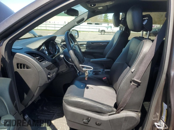 2016 Chrysler Town & Country S with VIN 2C4RC1HGXGR133547, listed as a Copart auction lot 52539484 with 128,309 mi miles and Non Repairable. Bid and sale history available at carsss.com. Image 7.