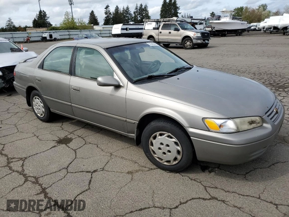 1997 Toyota Camry LE z VIN 4T1BG22K7VU110392, wystawiony jako Copart lot #51443345 z przebiegiem Nie podano mil oraz Szkoda całkowita • Salvage title. Historia ofert i sprzedaży dostępna na DreamBid. Obrazek 4.