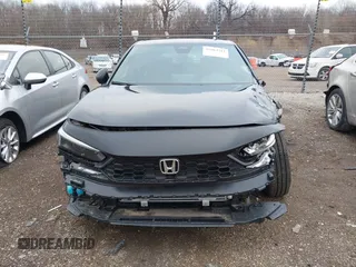 2025 Honda Civic Sport z VIN 19XFL2H80SE012246, wystawiony jako IAAI lot #41864313 z przebiegiem 1579 mil mil oraz . Historia ofert i sprzedaży dostępna na DreamBid. Obrazek 13.