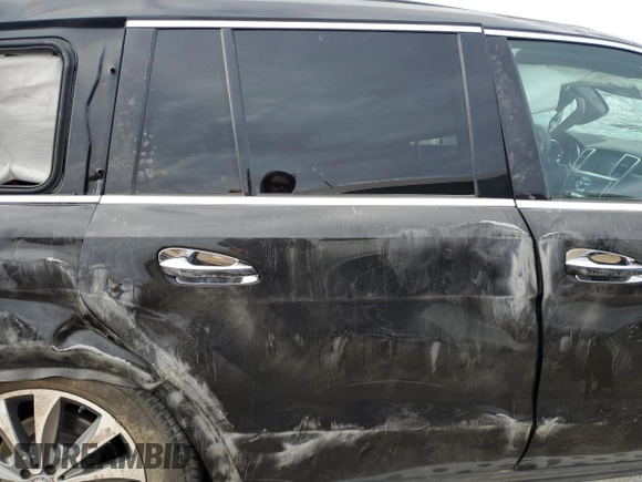 2015 Mercedes-Benz GL-Class GL 350 BlueTEC with VIN 4JGDF2EEXFA607084, listed as a Copart auction lot 43999855 with 0 mi miles and Salvage Title. Bid and sale history available at carsss.com. Image 12.