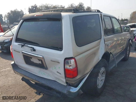 2002 Toyota 4Runner SR5 with VIN JT3GN86RX20223318, listed as a IAAI auction lot 41278810 with 227,064 mi miles. Bid and sale history available at carsss.com. Image 6.