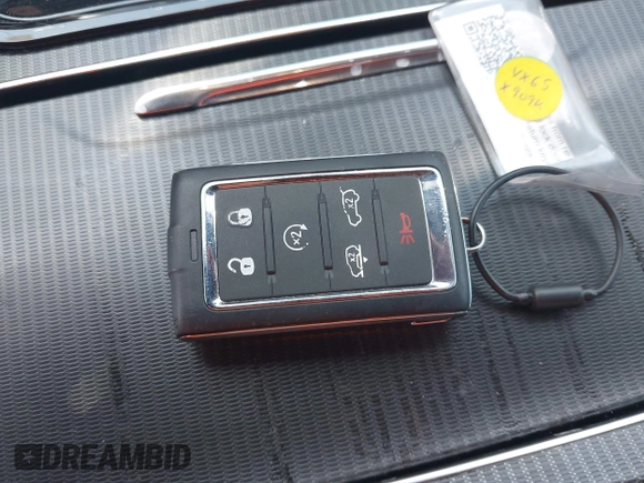 2024 Jeep Grand Wagoneer Series II с VIN 1C4SJSFP0RS131212, выставлен на аукционе IAAI как лот 42503269 с пробегом 42 518 миль миль и . История ставок и продаж доступна на DreamBid. Изображение 11.