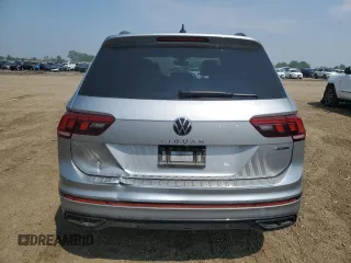 2022 Volkswagen Tiguan SE R-Line Black with VIN 3VV8B7AX5NM138429, listed as a Copart auction lot 59428215 with 21,181 mi miles and Salvage title. Bid and sale history available at DreamBid. Image 6.