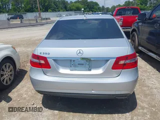 2012 Mercedes-Benz E 350 Luxury with VIN WDDHF5KB9CA641343, listed as a IAAI auction lot 42180944 with 130,006 mi miles and . Bid and sale history available at DreamBid. Image 16.