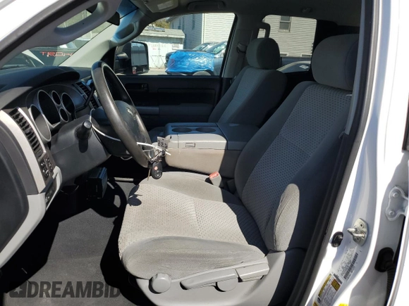 2012 Toyota Tundra 4WD Truck with VIN 5TFCY5F16CX013253, listed as a Copart auction lot 49734105 with 301,345 mi miles and Clean Title. Bid and sale history available at carsss.com. Image 7.
