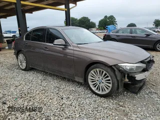 2013 BMW 3 Series 328i z VIN WBA3A5C56DF350294, wystawiony jako Copart lot #62420505 z przebiegiem 184 532 mil mil oraz Czysty tytuł • Clean title. Historia ofert i sprzedaży dostępna na DreamBid. Obrazek 4.