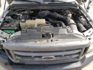 2004 Ford F-250 XL z VIN 1FTNF20L04EA69791, wystawiony jako Copart lot #54424805 z przebiegiem 257 994 mil mil oraz Szkoda całkowita • Salvage title. Historia ofert i sprzedaży dostępna na DreamBid. Obrazek 11.
