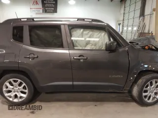 2018 Jeep Renegade Latitude z VIN ZACCJABB0JPH53344, wystawiony jako IAAI lot #41529063 z przebiegiem 102 758 mil mil oraz . Historia ofert i sprzedaży dostępna na DreamBid. Obrazek 13.