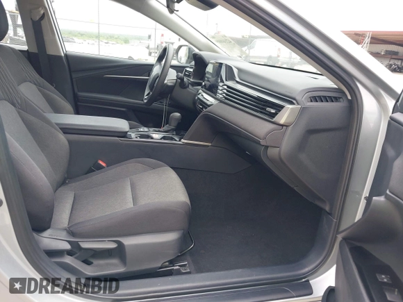 2025 Toyota Camry LE with VIN 4T1DAACK5SU000942, listed as a IAAI auction lot 42144009 with 23,505 mi miles and . Bid and sale history available at DreamBid. Image 5.