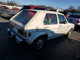 1982 Volkswagen Rabbit z VIN 1VWFB0172CV102467, wystawiony jako Copart lot #84652424 z przebiegiem 86 100 mil mil oraz Szkody całkowita. Historia ofert i sprzedaży dostępna na DreamBid. Obrazek 3.