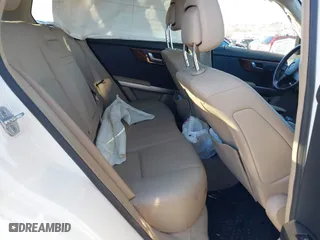 2012 Mercedes-Benz GLK-Class GLK 350 with VIN WDCGG8HB5CF806880, listed as a IAAI auction lot 41600127 with 101,780 mi miles. Bid and sale history available at carsss.com. Image 8.