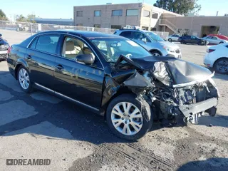 2011 Toyota Avalon with VIN 4T1BK3DB6BU403682, listed as a IAAI auction lot 41928488 with 194,490 mi miles. Bid and sale history available at carsss.com. Image 1.