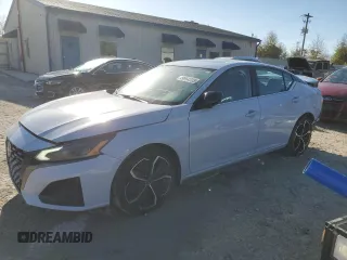2023 Nissan Altima SR z VIN 1N4BL4CV0PN395220, wystawiony jako Copart lot #49964305 z przebiegiem 36 275 mil mil oraz Szkoda całkowita • Salvage title. Historia ofert i sprzedaży dostępna na DreamBid. Obrazek 1.