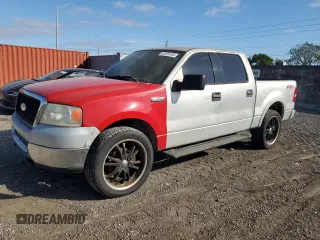2004 Ford F-150 XLT with VIN 1FTPW14524KA67802, listed as a Copart auction lot 87578135 with 211,584 mi miles and Clean Title. Bid and sale history available at carsss.com. Image 1.