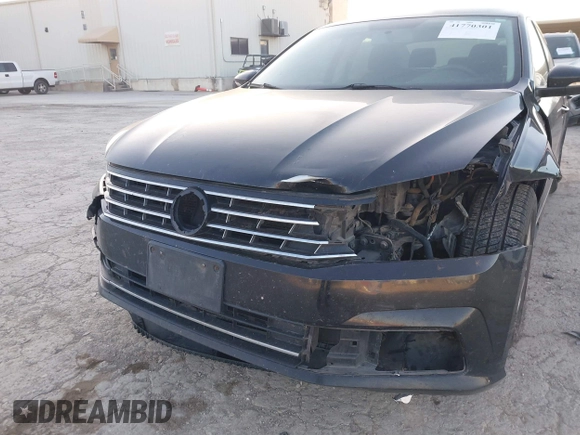2016 Volkswagen Passat 1.8T R-Line w/Comfort Pkg with VIN 1VWAS7A33GC018434, listed as a IAAI auction lot 41770301 with 151,169 mi miles. Bid and sale history available at carsss.com. Image 6.