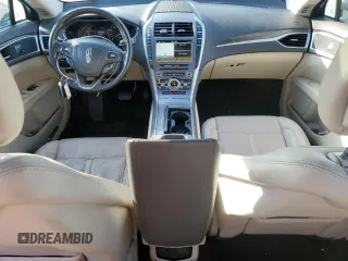 2017 Lincoln MKZ Reserve z VIN 3LN6L5E92HR617901, wystawiony jako Copart lot #45630755 z przebiegiem 77 888 mil mil oraz Nie do naprawy. Historia ofert i sprzedaży dostępna na DreamBid. Obrazek 8.