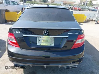 2010 Mercedes-Benz C 63 AMG with VIN WDDGF7HB9AF438001, listed as a IAAI auction lot 42163284 with 105,544 mi miles and . Bid and sale history available at carsss.com. Image 16.