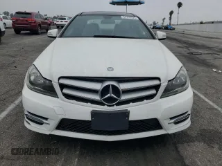 2013 Mercedes-Benz C 250 с VIN WDDGJ4HB3DG051259, выставлен на аукционе Copart как лот 64798525 с пробегом 80 760 миль миль и Чистый • Clean title. История ставок и продаж доступна на DreamBid. Изображение 5.