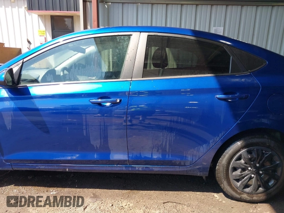 2022 Hyundai Accent SE z VIN 3KPC24A69NE158773, wystawiony jako IAAI lot #42389383 z przebiegiem 28 915 mil mil oraz . Historia ofert i sprzedaży dostępna na DreamBid. Obrazek 14.