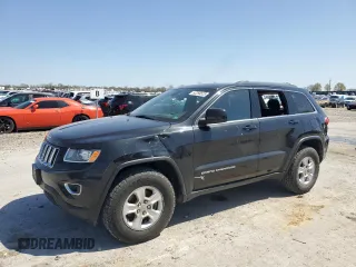 2015 Jeep Grand Cherokee Laredo with VIN 1C4RJFAG9FC905931, listed as a Copart auction lot 52259525 with 131,438 mi miles and Salvage Title. Bid and sale history available at carsss.com. Image 1.