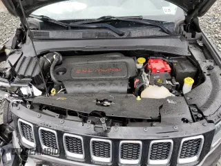 2021 Jeep Compass Limited z VIN 3C4NJCCB5MT526425, wystawiony jako Copart lot #49160975 z przebiegiem 73 588 mil mil oraz Szkoda całkowita • Salvage title. Historia ofert i sprzedaży dostępna na DreamBid. Obrazek 12.