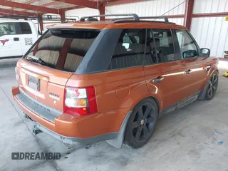 2006 Land Rover Range Rover Sport SC с VIN SALSH23486A924659, выставлен на аукционе IAAI как лот 42737458 с пробегом 160 165 миль миль и . История ставок и продаж доступна на DreamBid. Изображение 4.