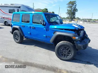 2024 Jeep Wrangler Willys with VIN 1C4PJXDN7RW306925, listed as a IAAI auction lot 41204630 with 831 mi miles. Bid and sale history available at carsss.com. Image 1.